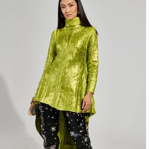 AKIRA 'Back to December' metallic knit sweater dress NWT S/M - Picture 2 of 8